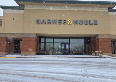Mark's second signing at Barnes and Noble in Noblesville on December 13 was a little, ummm, snowier, than his July 5 signing.
